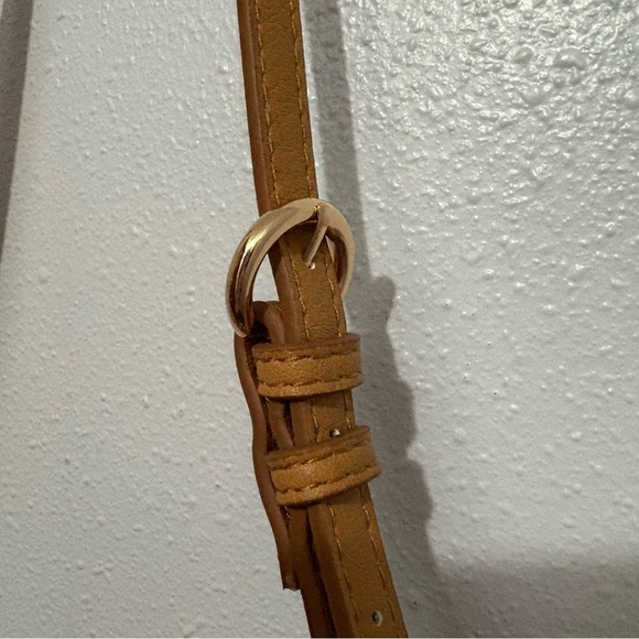 LC Lauren Conrad NWT Tan and Brown Woven Bohemian Shoulder Bag Purse - Picture 6 of 11